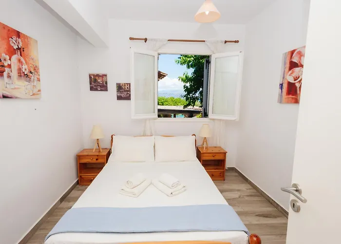 George & Danai Apartments
